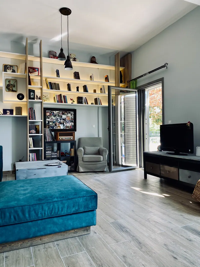 2-Bedroom Apartment in Aigaleo, image 3 of 15