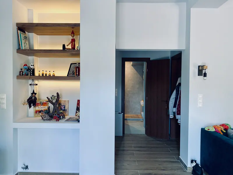 2-Bedroom Apartment in Aigaleo, image 5 of 15